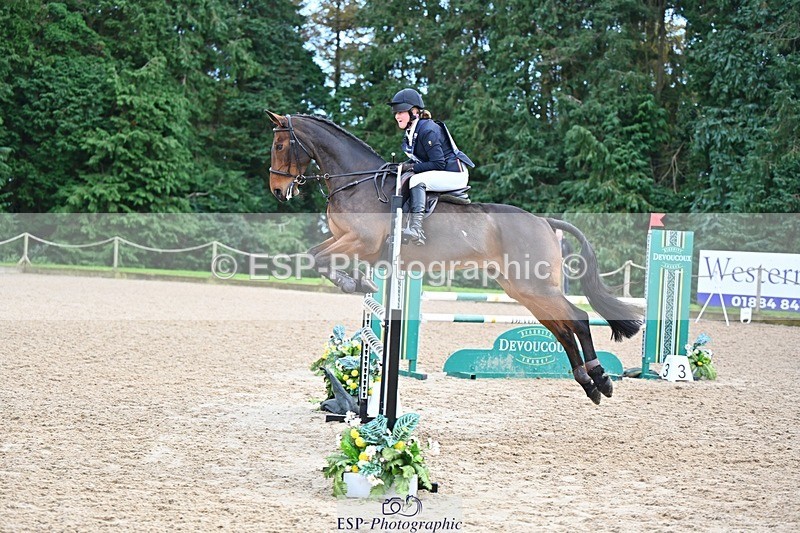 241027-143118-17922 - 509-Tichy.Sanders-SPARHANGER.VELVET