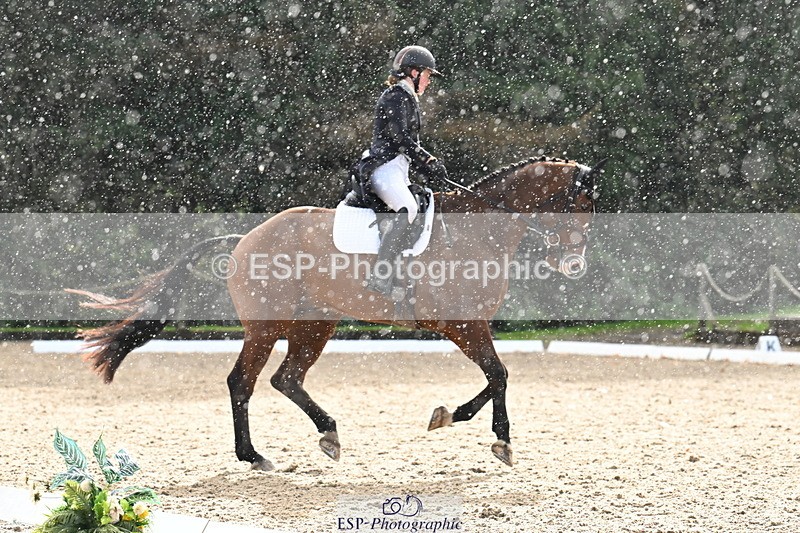 251023A-144545-05591 - B-156-Eres.Parry