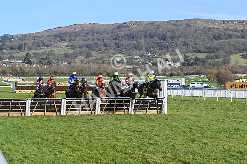 250125-Race 2-East India Dock-4016 - Race 2