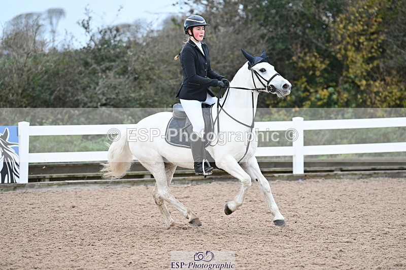 231119A-084603-04225 - Sun Cls 2 British Novice & 80cm Open