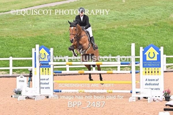 BPP_2487 - CLASS 7 - FRI - Senior Foxhunter/1.20m Open