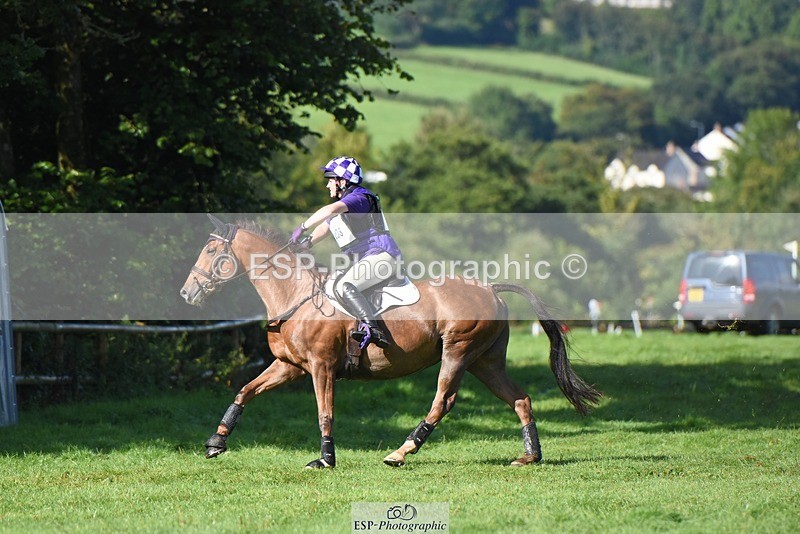 230820X-100022-1405 - BE90 XC 09.40 to Rider 151 at 11.44