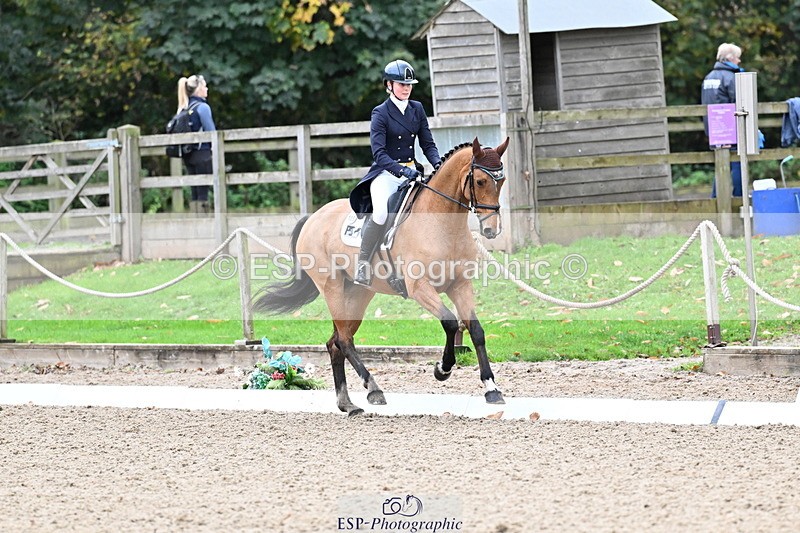 251022A-144302-00366 - B-105-Emily.Grace