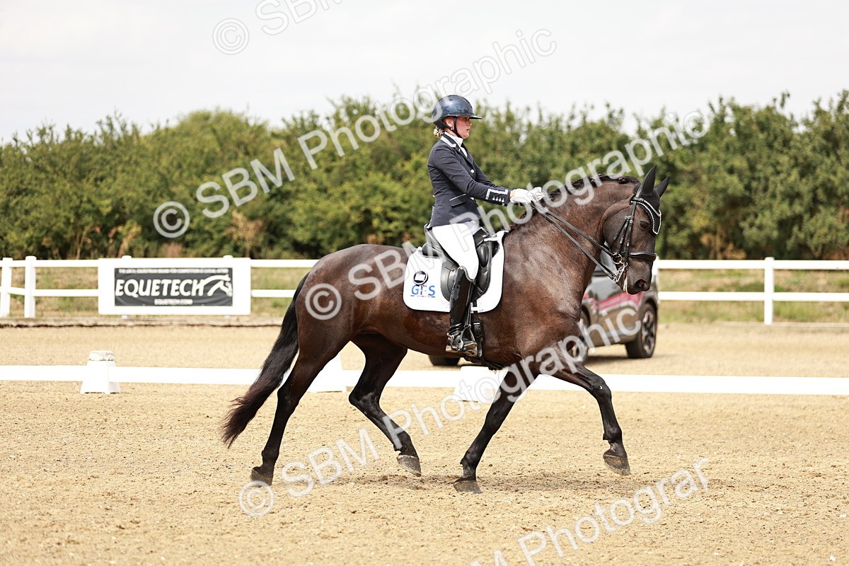 SBM_003800 - Class 7 - Advanced Medium 6 Gold - 13.16-14.36