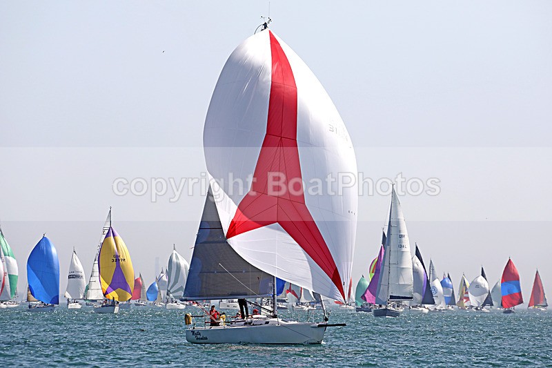 190629 MOSTLY HARMLESS GBR3111N D43A1556 1 - ROUND THE ISLAND RACE 2019