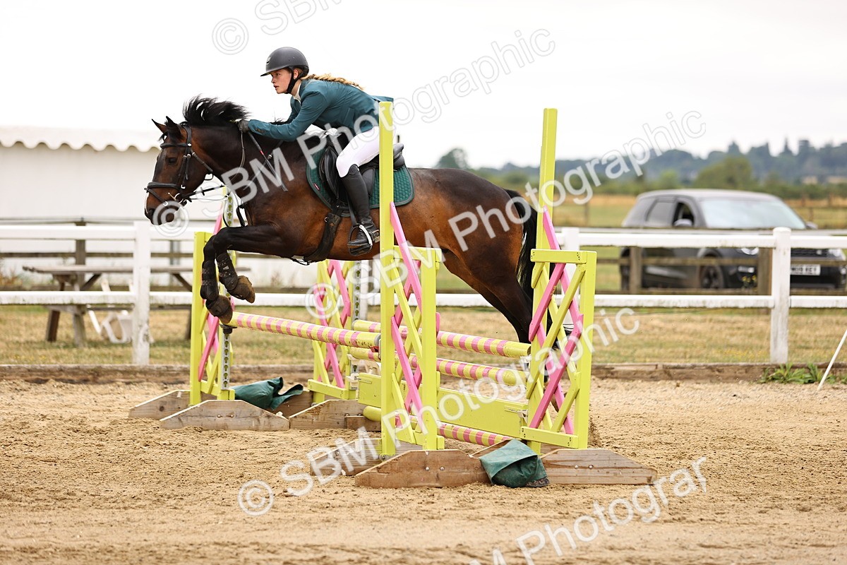 SBM_024359 - Class 8 - Clear Round