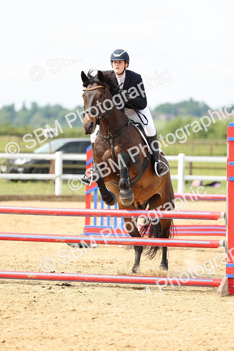 SBM_004605 - Class 16 - Senior British Novice - 90cm