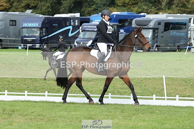 251024A-135409-12685 - H-655-Sarah.Sharp