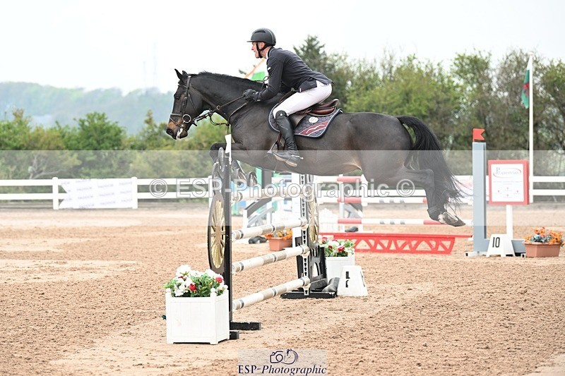 250424-121809-04250 - Cls 21 - 1 Star Gold Tour