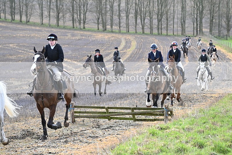 WJ6_8613 - Meet & Line One