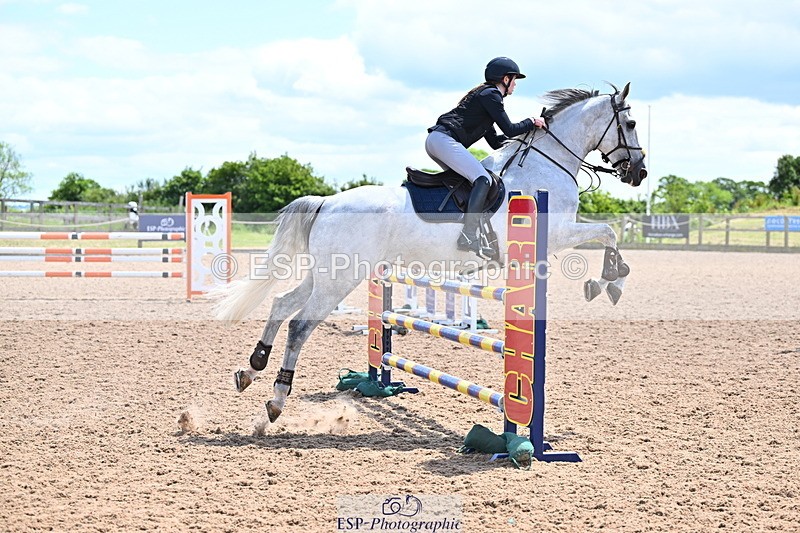 240608A-130505-02469 - Cls 4 Snr Newcomers and 1.10m Open