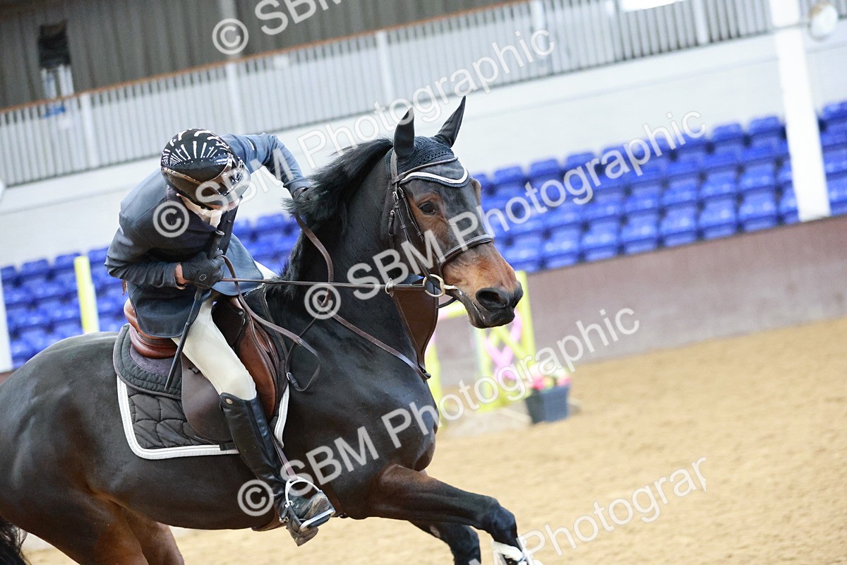 SBM_004168 - Class 11 - Senior Newcomers - 1.10m