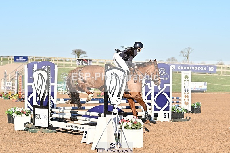 250401-175114-00456 - 80cm Classes