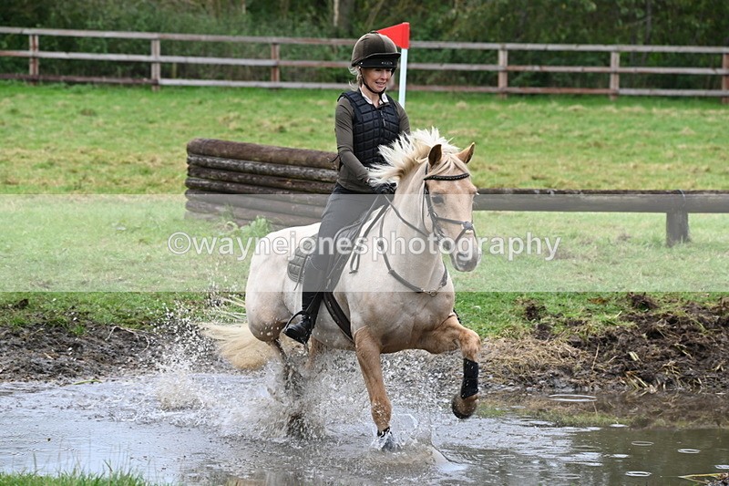 WJ6_7262 - Time at Photographer 13:23 to 13:49