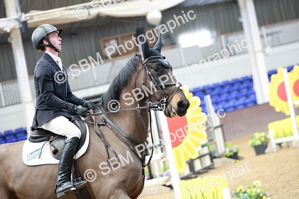 SBM_000873 - Class 4 - Senior Newcomers - 1.10m