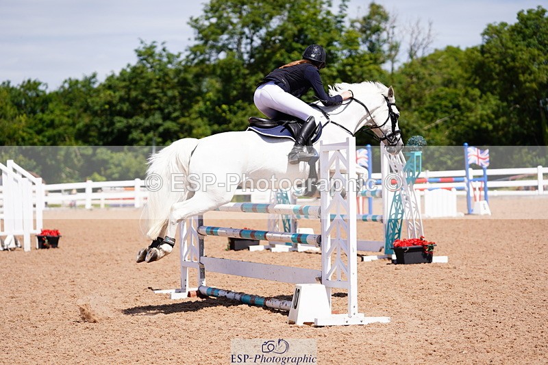 240629A-115728-05122 - Cls 18 Newcomers and 1m Open