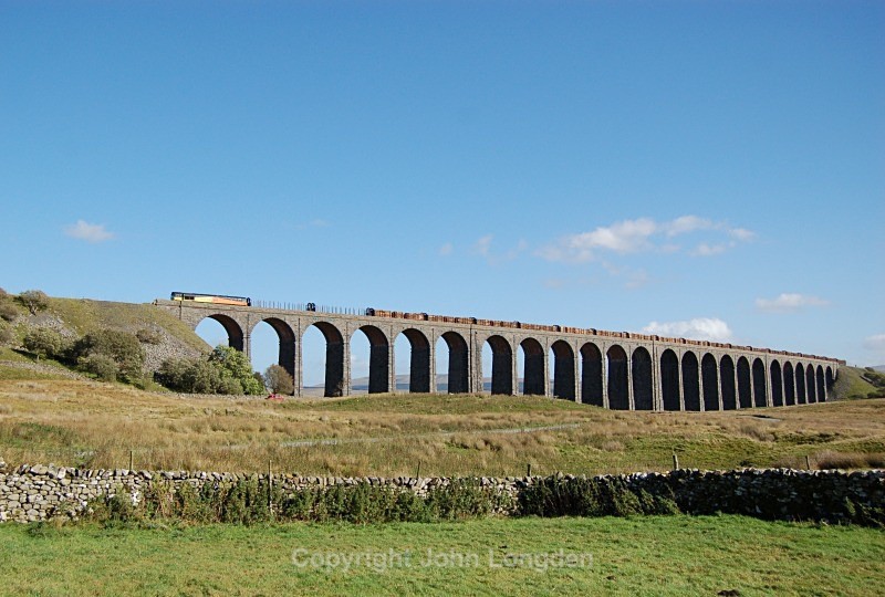 26.9.14 - 66849 6V37 Ribblehead - Chirk, Ribblehead viaduct - Ribblehead Viaduct