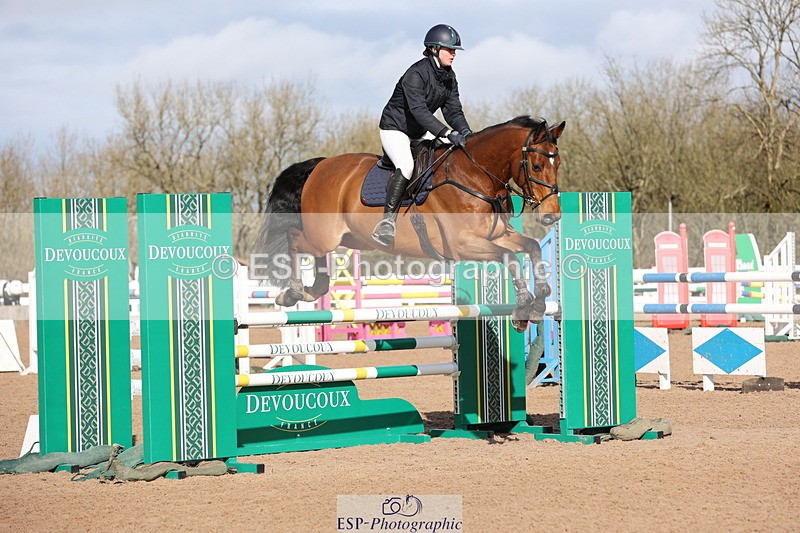 240223A-120004-01037 - Cls 4 Snr 1.05m Open