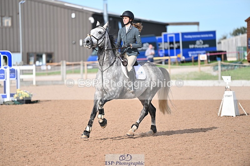 231015A-140254-08503 - Cls 31 Blue Chip Grade B & C Champ Quali