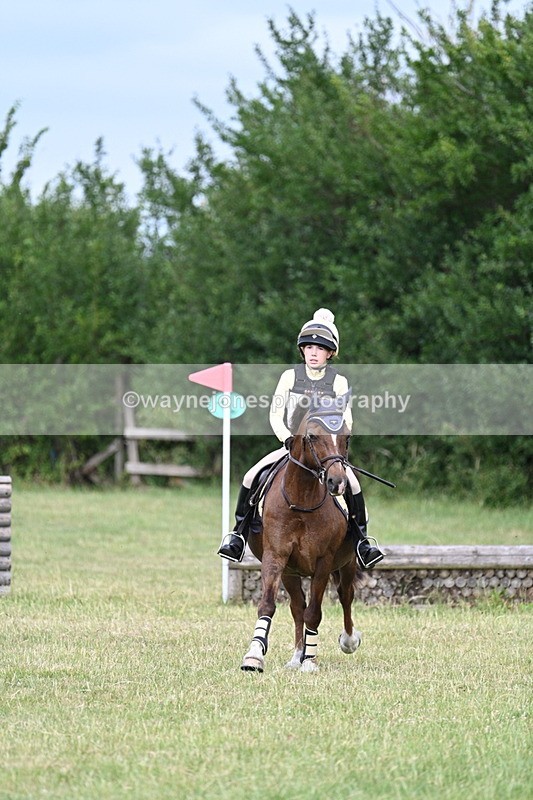 WJ7_4873 - 60cm XC Time 09:58 to 10:16