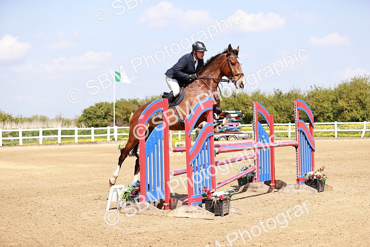  - Class 23 - Senior 1.05m