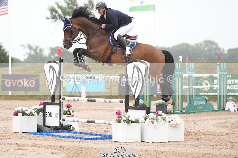 250718-110711-09909 - Cls 2, 3 Star Small Tour Break til End