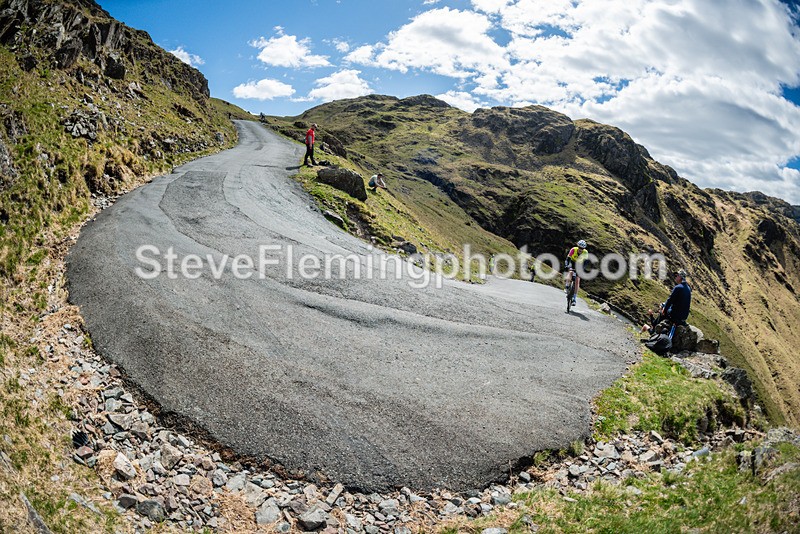 112353 - Hardknott Hairpin 11.00 - 12.00