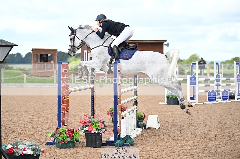 240912A-104637-00408 - Cls 2 Snr Newcomers