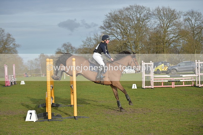 NGP_4387 - Time 16:18 to 16:44