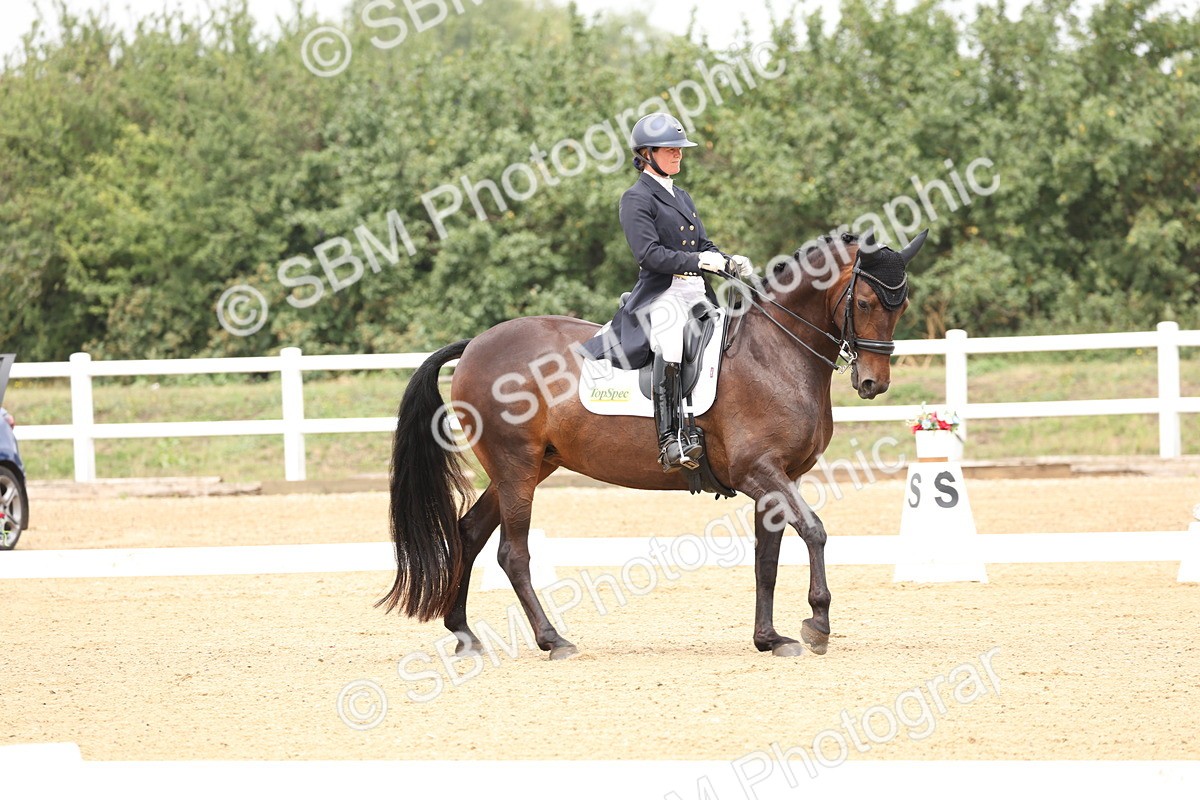 SBM_007003 - Class 9 - FEI INT I - 13.37-14.33