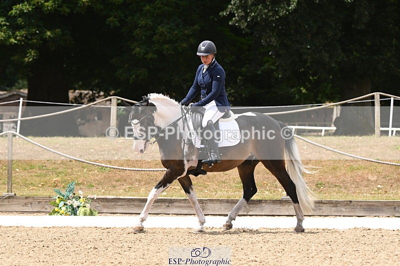 250720A-123711-10396 - 164-Dominique.Kinnaird-Perry-Pallas.Vanquish