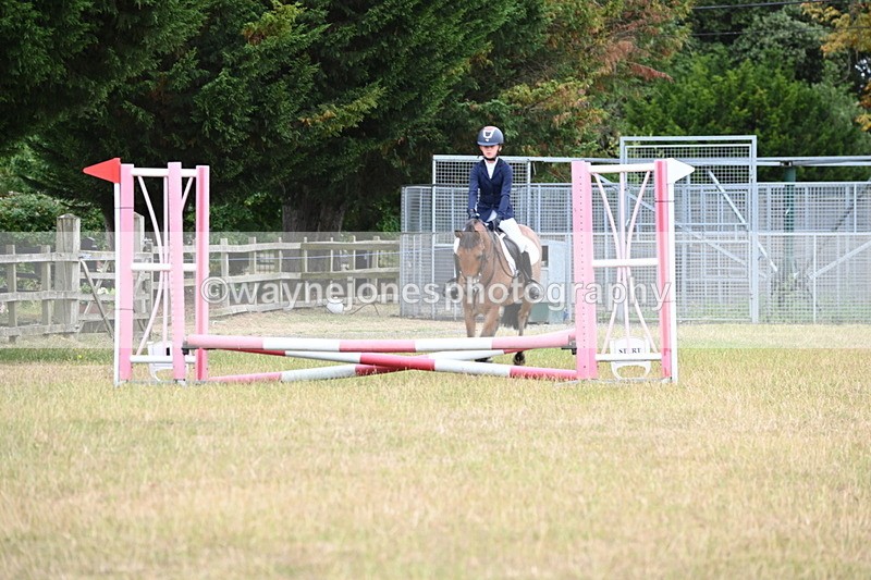 WJ6_9592 - Class 12 Minimus Jumping 45cm