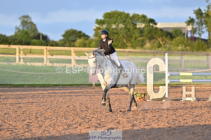 240628A-205516-02086 - Cls 8 Children on Horses 1.05m