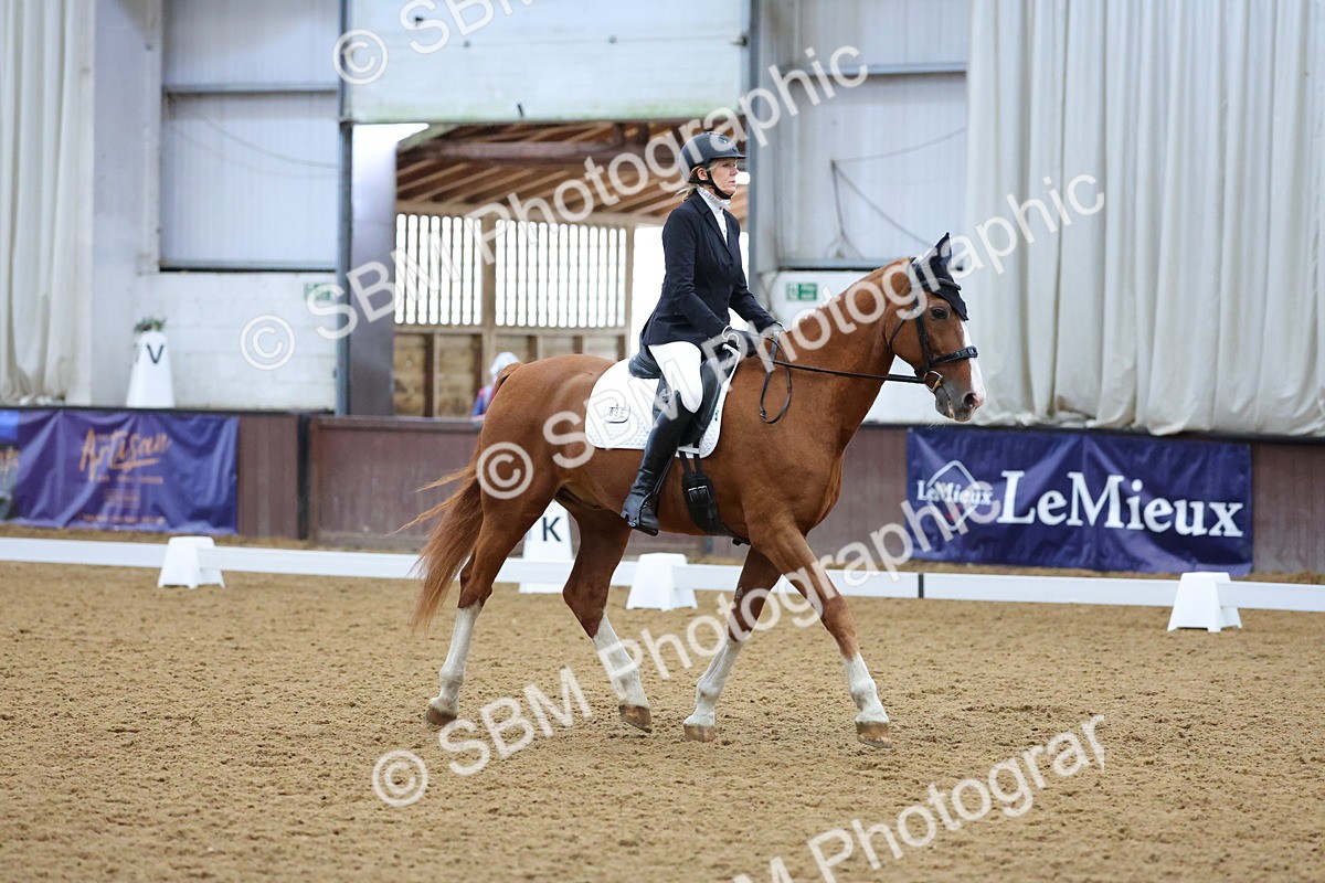 SBM_000386 - Class 2 - Intro 3 - Championship 9.54-10.50