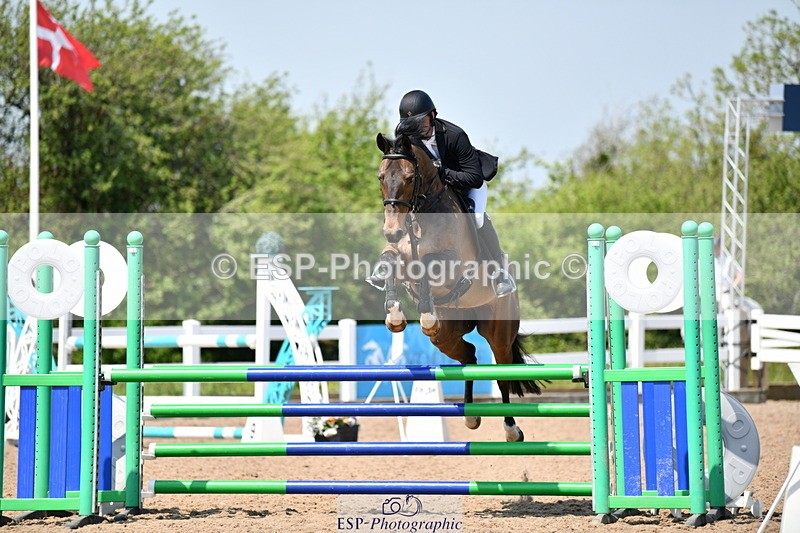 240512A-130858-18584 - Cls 41 Discovery and 1m Open