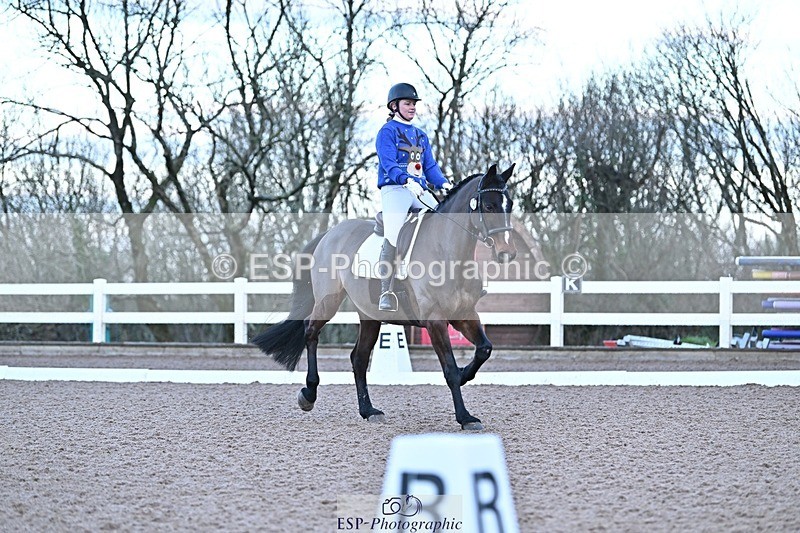 241214-085229-00820 - 143-Tila.Da.Costa-Leomiro