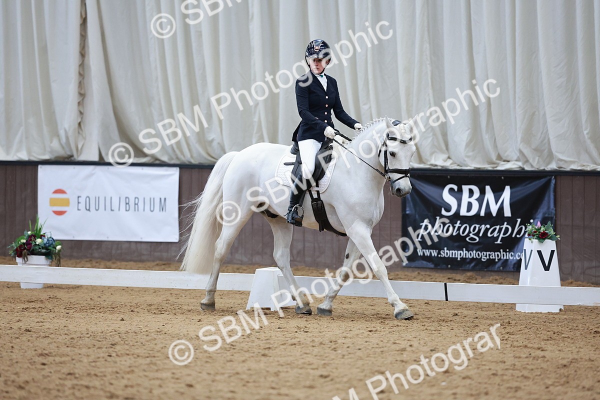 SBM_008935 - Class 6b - Novice 6 - 11.02-12.19