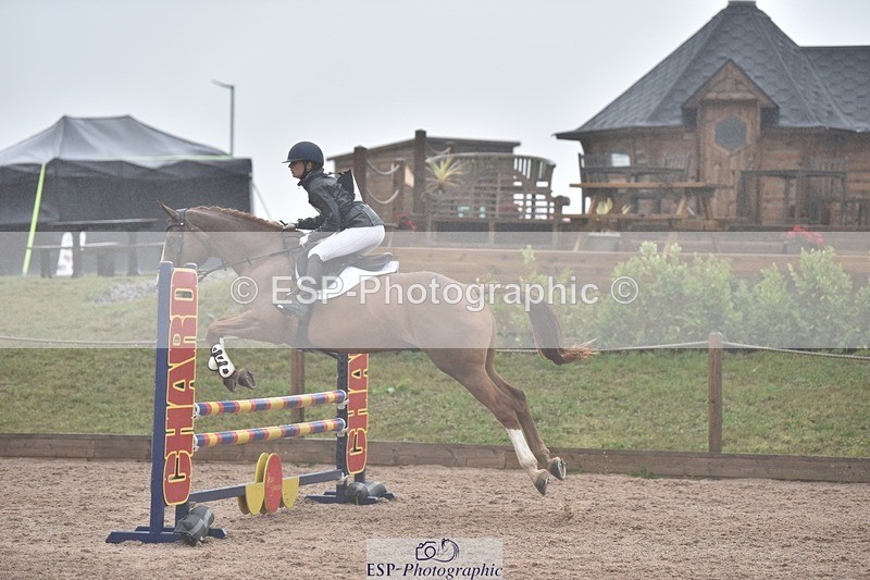 250830-142216-03582 - F-268-Harriet.Tilling