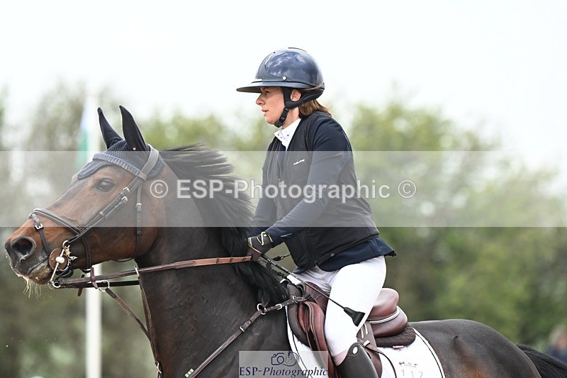 250424-121903-04256 - Cls 21 - 1 Star Gold Tour