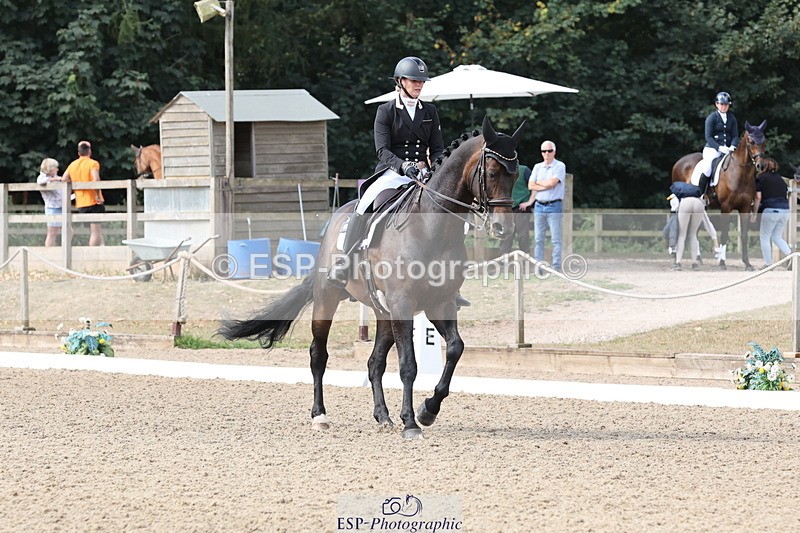 250809A-102623-02388 - 104-Emily.OrmerodFLS.Samphire