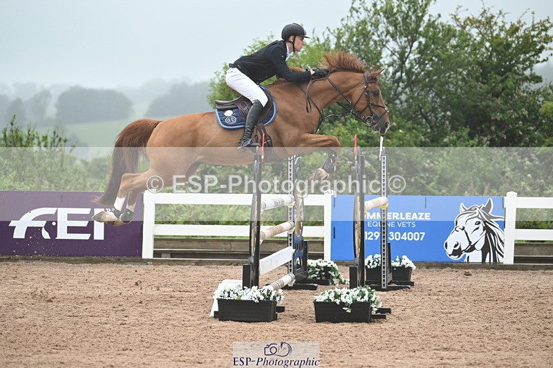 240720A-114001-14539 - Cls 11, 1 Star Bronze Tour 1.15m