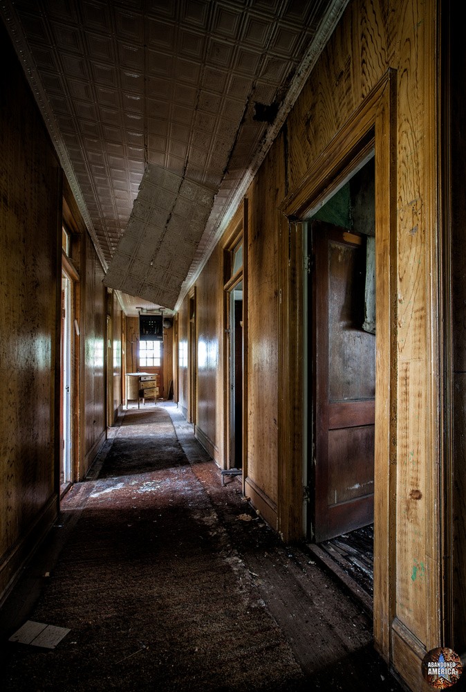 Abandoned Empire Hotel (Sharon Springs, NY) | Hallway