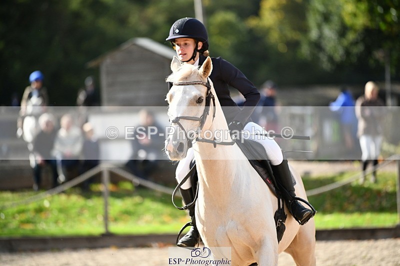 251004A-145757-01602 - Classes 8 & 9 70cm