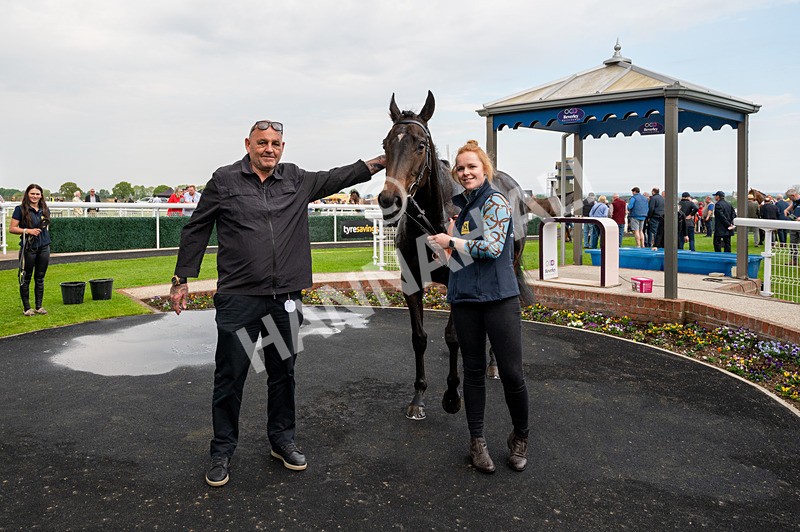 060524-Race 6-Shes Got Bottle-5169 - Race 6