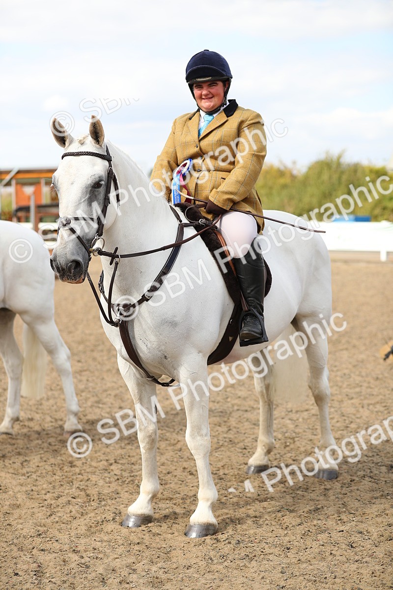 SBM_05677 - Class 48a Style & Performance 70cm (15-19)