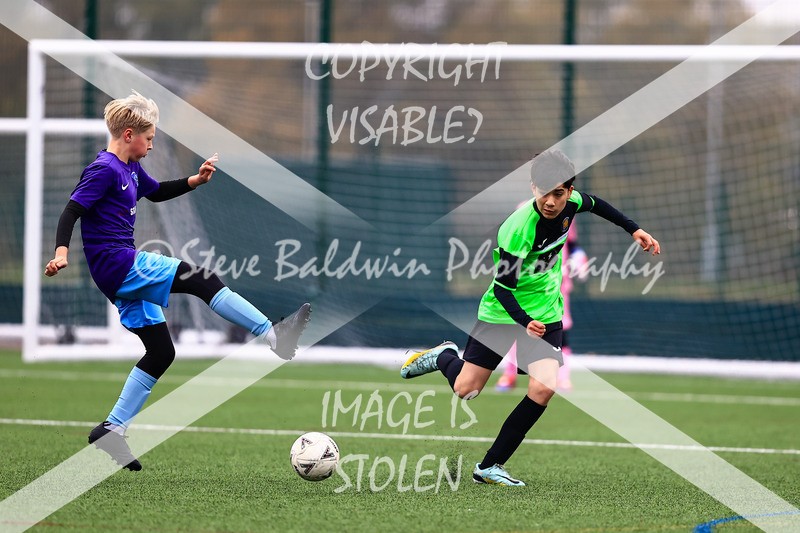 1DX30109 - 2025-10-12 FC Abbey Meads U14 Orange V Kingsdown Lions U14