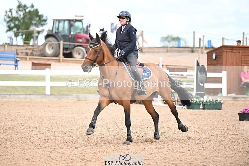 250723-155623-01271 - Cls 6 Foxhunter and 1.20m