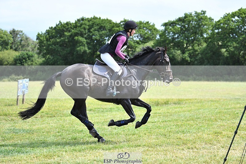 230625-111734-02031 - XC 90cm 11.00 to 12.00