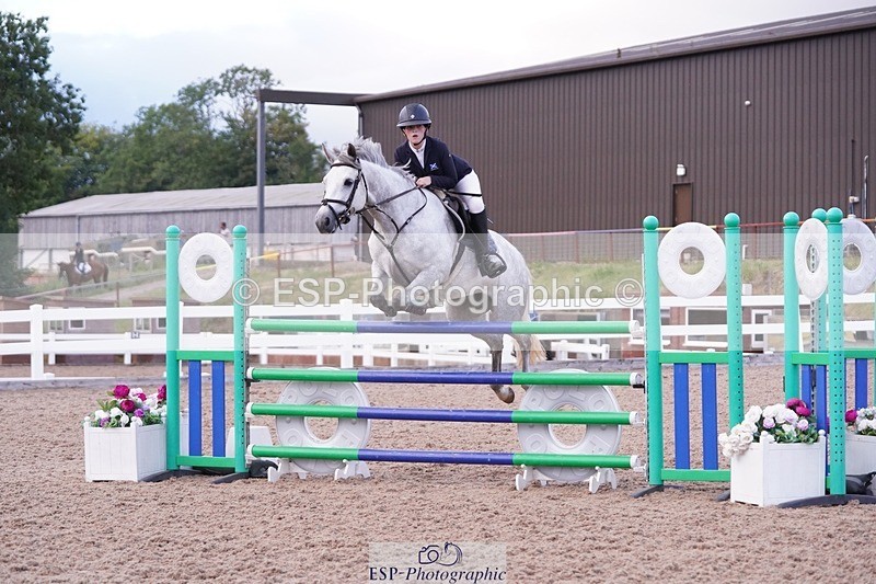 250628-203456-08622 - Cls 26 Pony Foxhunter & 1.10m Open