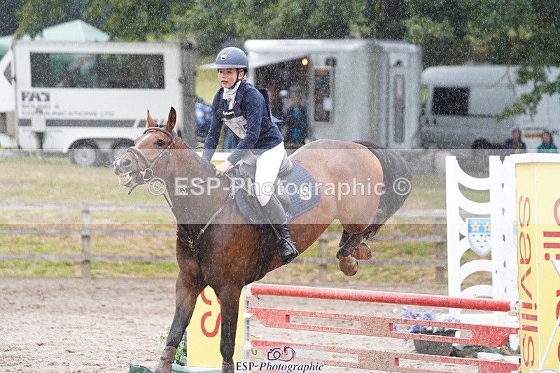 240824X-122414-24015 - 80cm Round 1 12.00 to 13.00